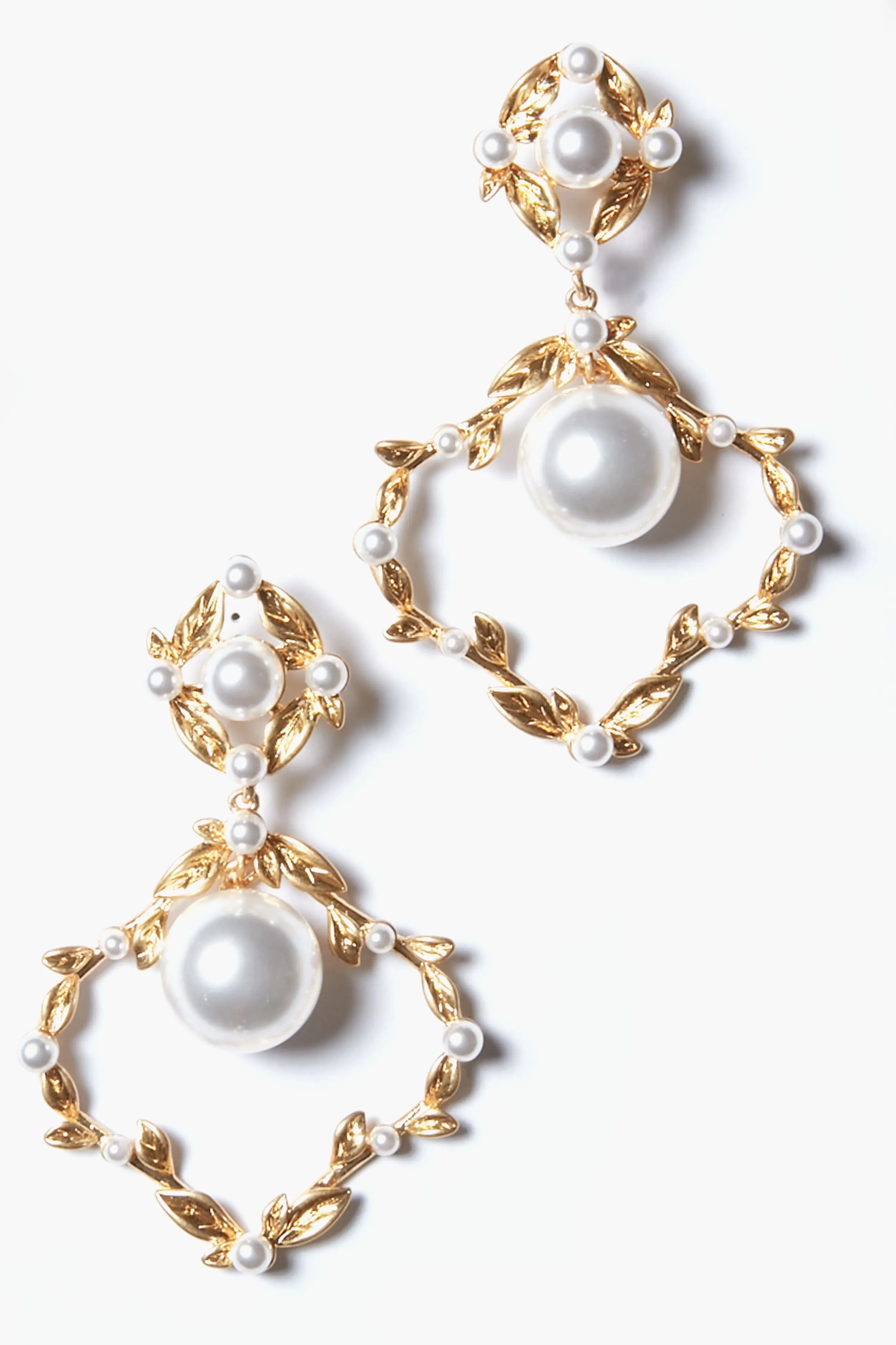 Pearl and Gold Laurelle Earrings