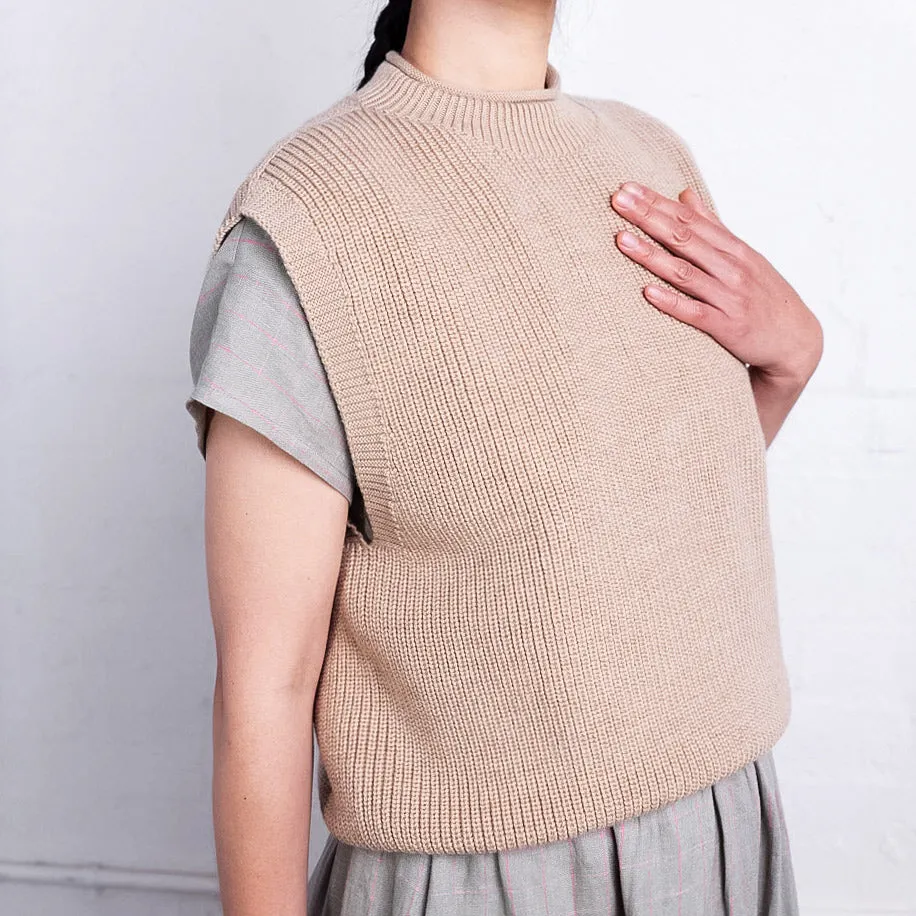 Women's Knitted Vest - 100% Merino Wool - Sand (S-XL)